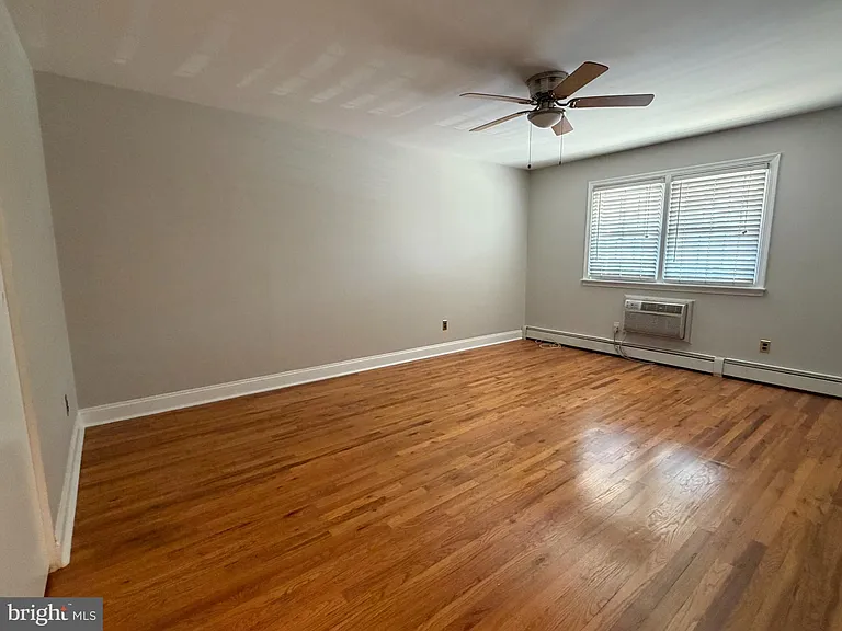 403 S Main St #105 — Photo 11