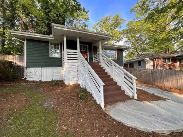 136 Victor Cir NW, Atlanta, GA 30314