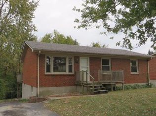 101 Holiday Rd, Winchester, KY 40391