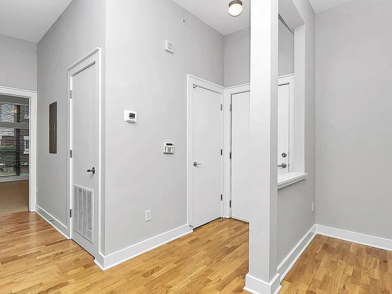 712 N Davidson St — Photo 5