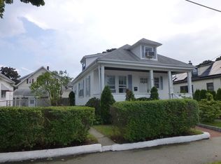 29 Ellerton Rd, Quincy, MA 02169