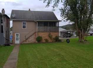 133 Reeves Ave, Fairmont, WV 26554