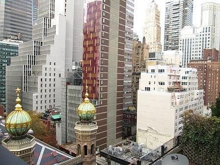 5th image of 136 E 55th St APT 15D
