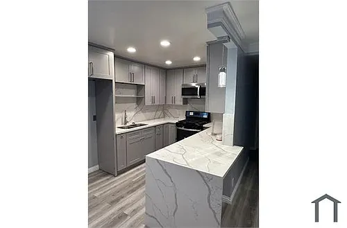 7528 Norton Ave #1 Photo 1