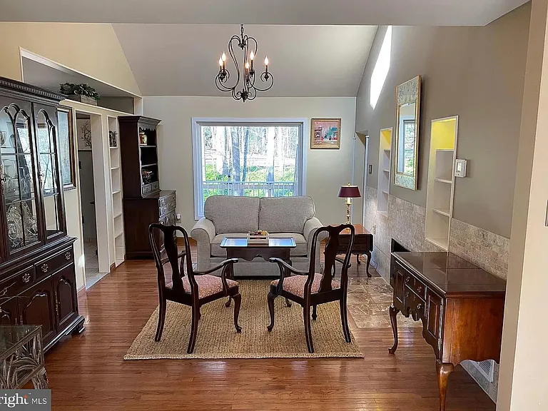 11696 Fox Glen Dr — Photo 19