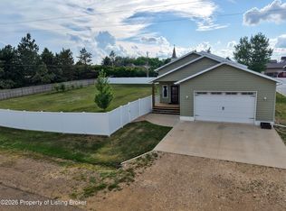 210 B St S, Richardton, ND 58652