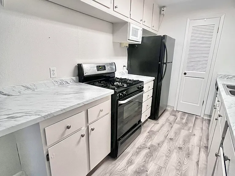 5324 S 570 E #L — Photo 6