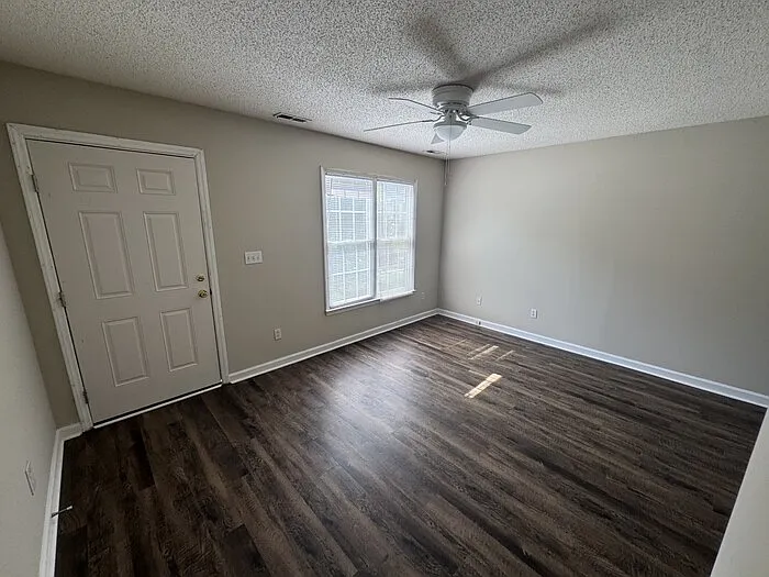 2910 Faversham Pl — Photo 4