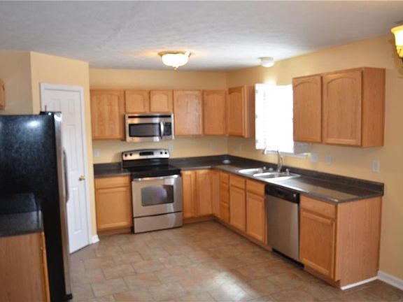 2nd image of 612 Lighthouse Dr