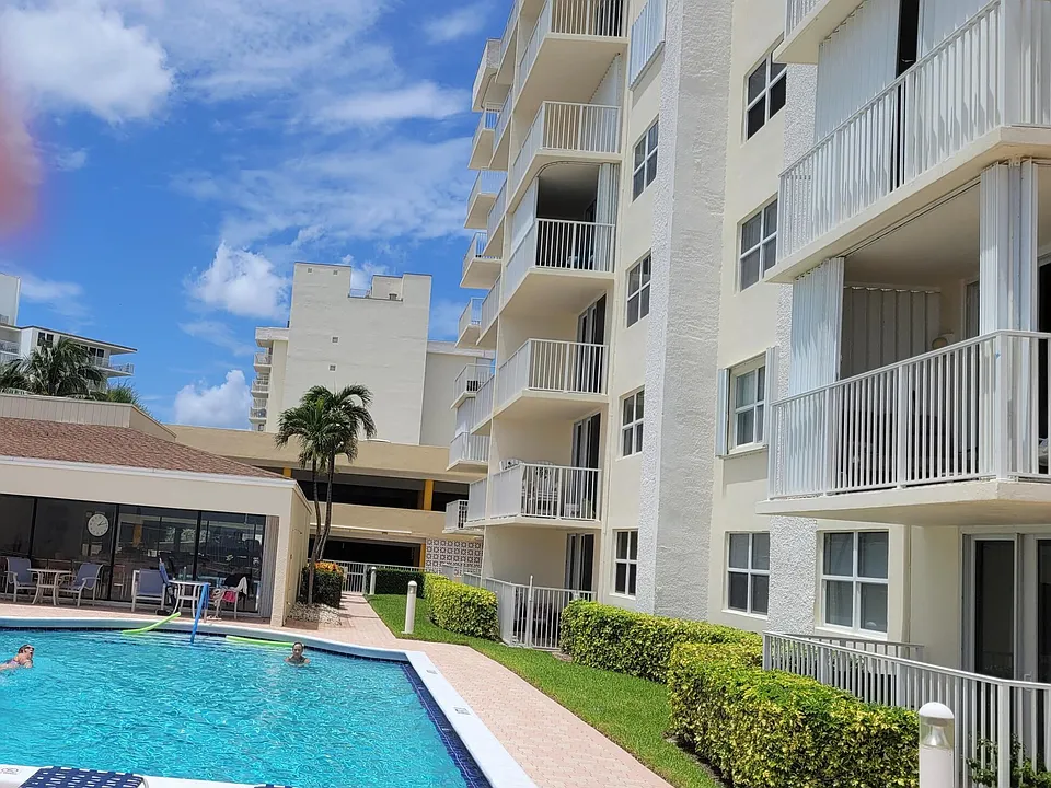 3540 S Ocean Blvd #602