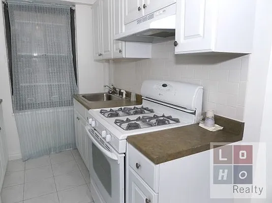 Rented by LoHo Realty | media 7