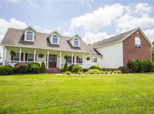 8200 Coffelt Cemetery Rd, Bentonville, AR 72713