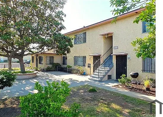 2 bed, 800 sqft, $1,995 — Photo 2