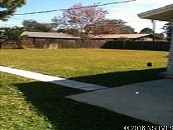 2nd image of 2725 Queen Palm Dr