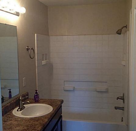 5th image of 641 Shagbark Dr