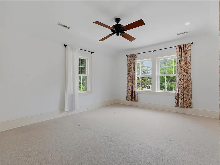2318 Mimosa Pl — Photo 22