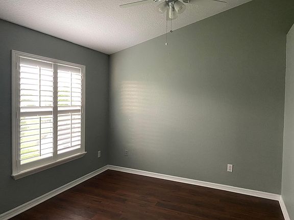 5th image of 12208 Country White Cir