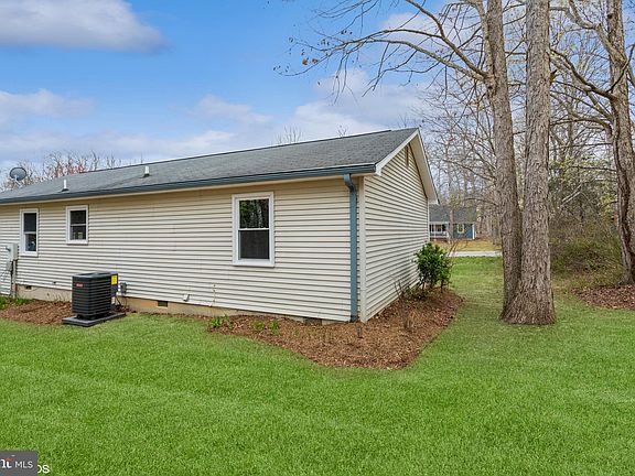 4th image of 602 Pleasants Dr
