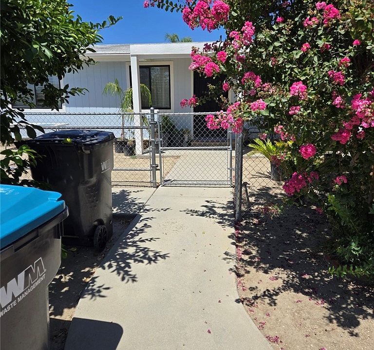 1st image of 43562 Gaylord Ave