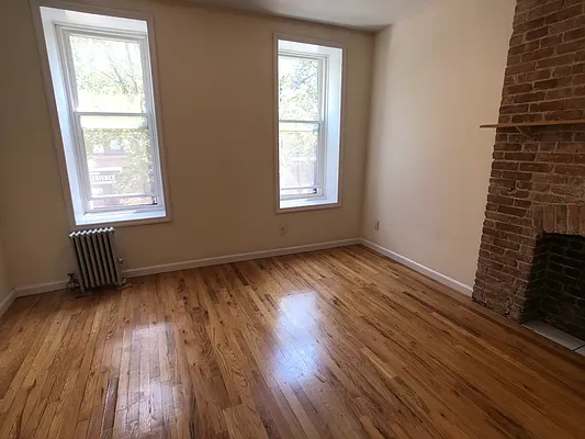 Rented by Ideal Properties Group | media 7