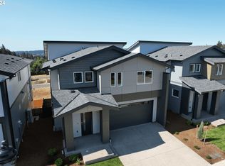 15757 SW Vanderwood Ave, Tigard, OR 97224