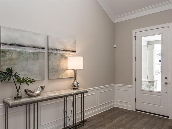 2nd image of 321 Lake Victoria Ct