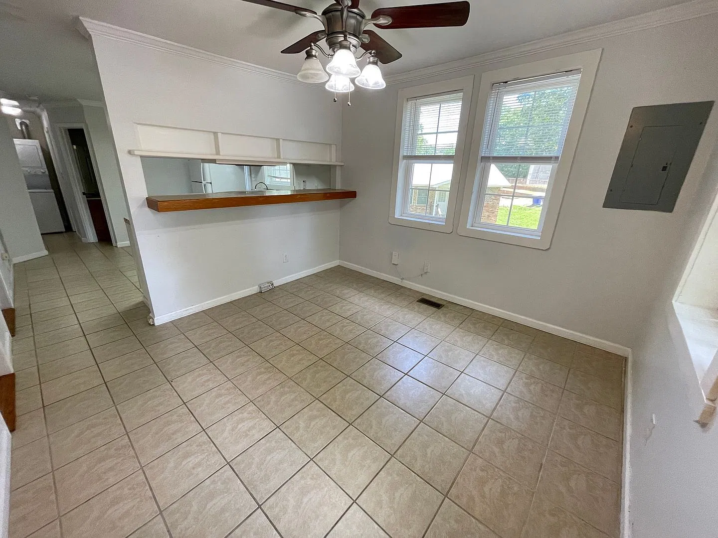Nice 3br house w/ parking, central AC - walking distance to UNC! — Photo 4