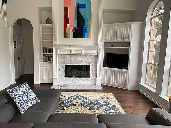 5th image of 1725 Briaroaks Dr