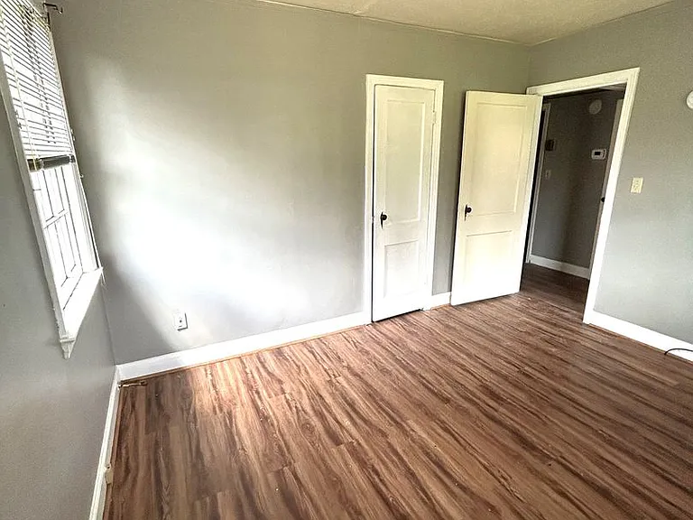 3616 Gaston Ave — Photo 4