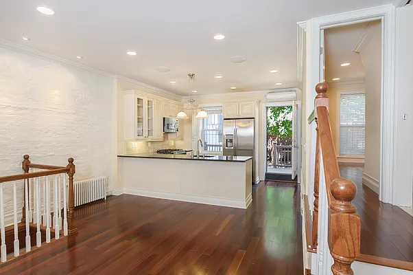 Rented by Corcoran | media 16