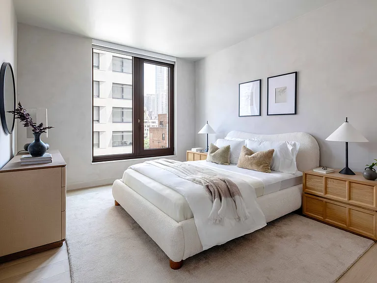 300 E 50th St #18B — Photo 10