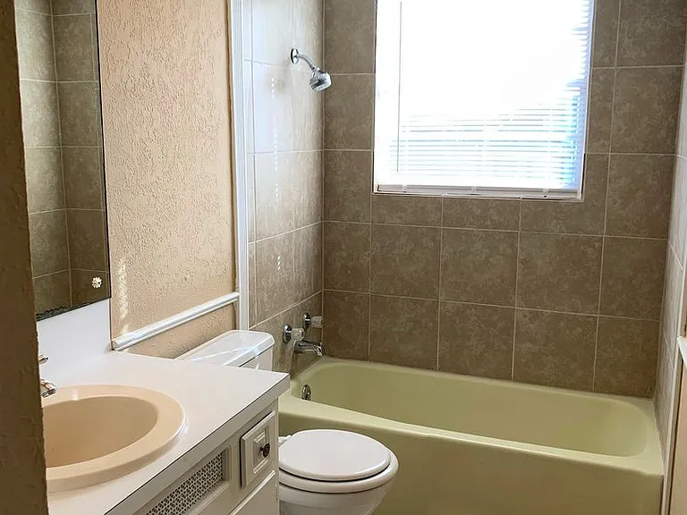 1001 SE Alta Ln — Photo 14