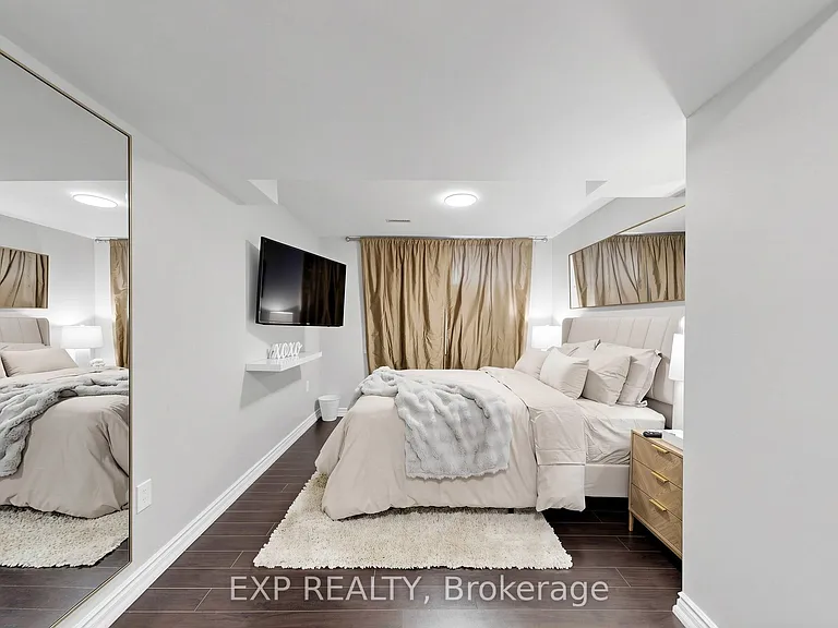 1865 Woodview Ave #BASEMENT — Photo 18