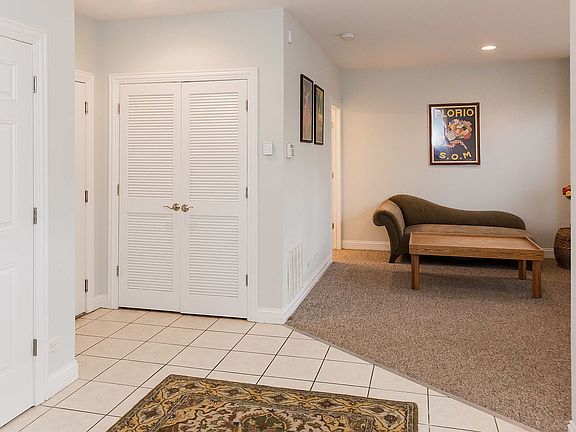 3rd image of 4153 N Milwaukee Ave #2
