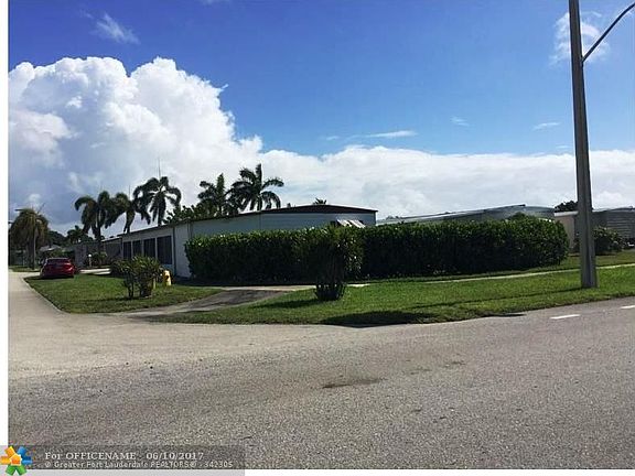 2nd image of 2470 SW 53rd St