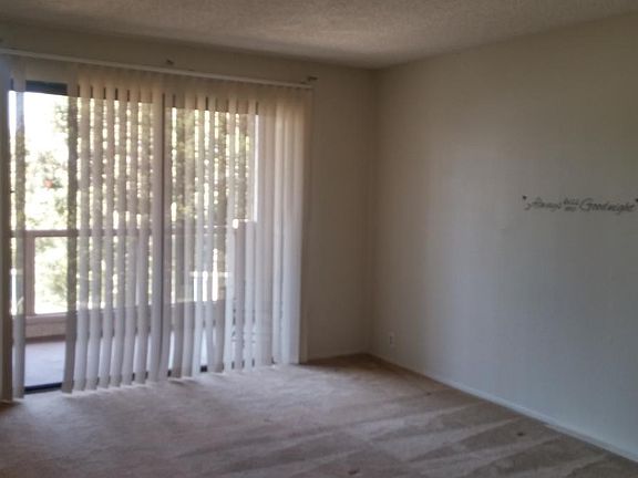 4th image of 703 Island View Cir #2