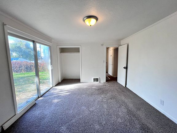 5th image of 2303 W Sanson Ave