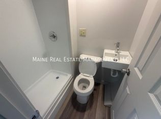 76 Court St APT 8, Bangor, ME 04401