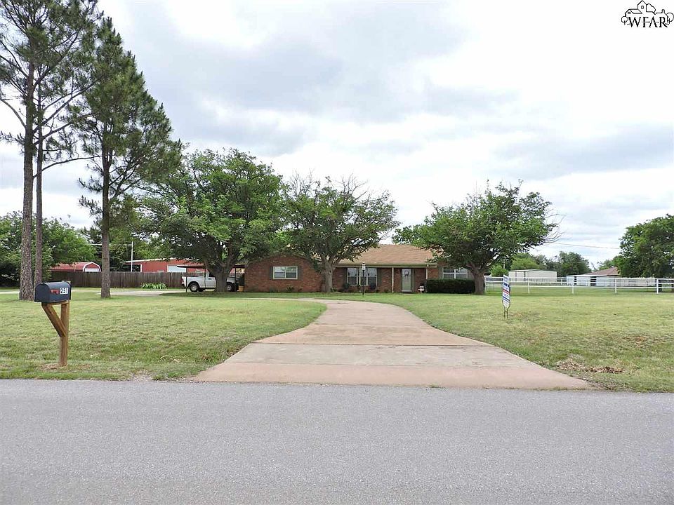 1st image of 251 Melanie Ln