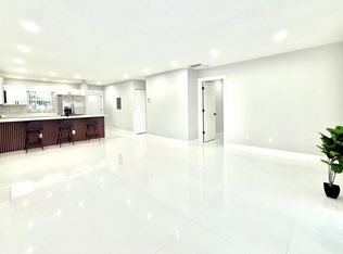 Karlan Townhouses, Miami, FL 33165