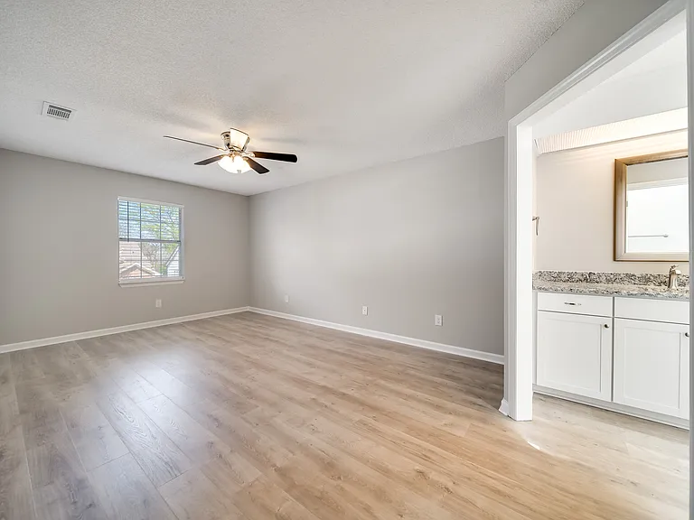 344 N Birchwood Dr — Photo 30