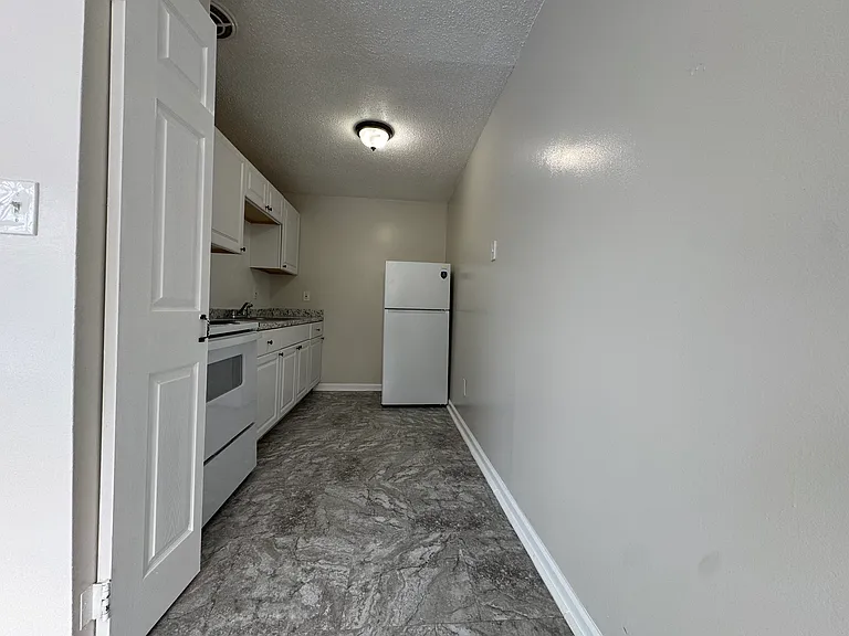 279B Oakville Ave #B-59 — Photo 4