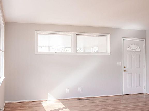 2nd image of 2532 Fernwood Dr