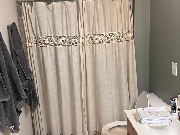 5th image of 414 Wabarto Way
