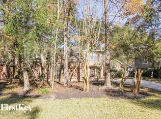 30 Sylvan Forest Dr, The Woodlands, TX 77381