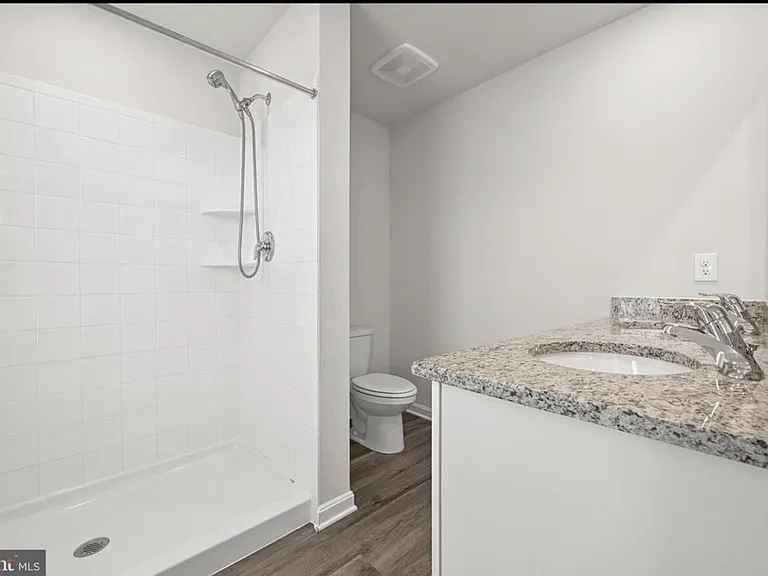 1944 Fauna Dr — Photo 23