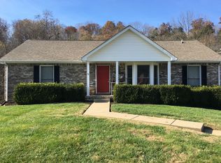 3418 Clearwater Dr, Clarksville, TN 37042
