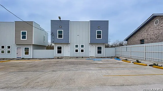 416 J R Rodriguez Cir #7 — Photo 25