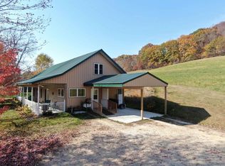 17352 Berry Hill Rd, Richland Center, WI 53581