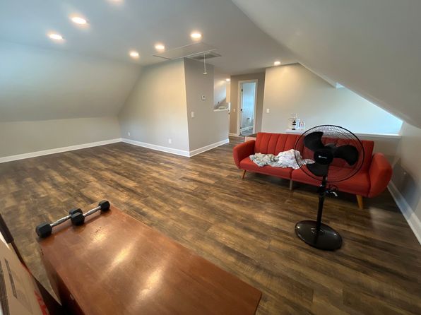 1623 Franklin Park S #5